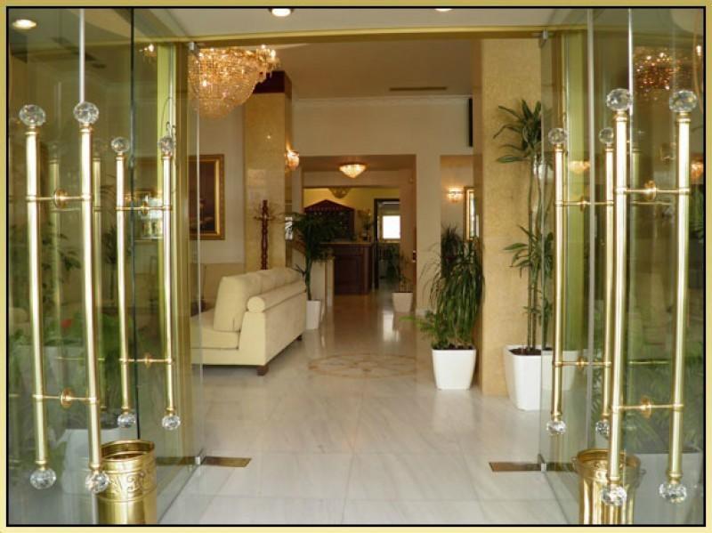 Hotel Meletiou Thebes Buitenkant foto