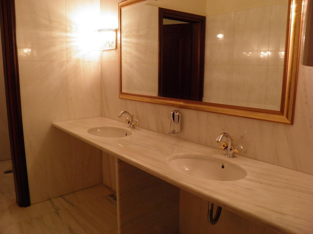 Hotel Meletiou Thebes Buitenkant foto